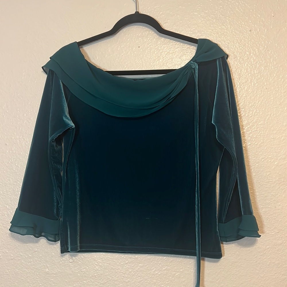 Cute velvet teal lovely top